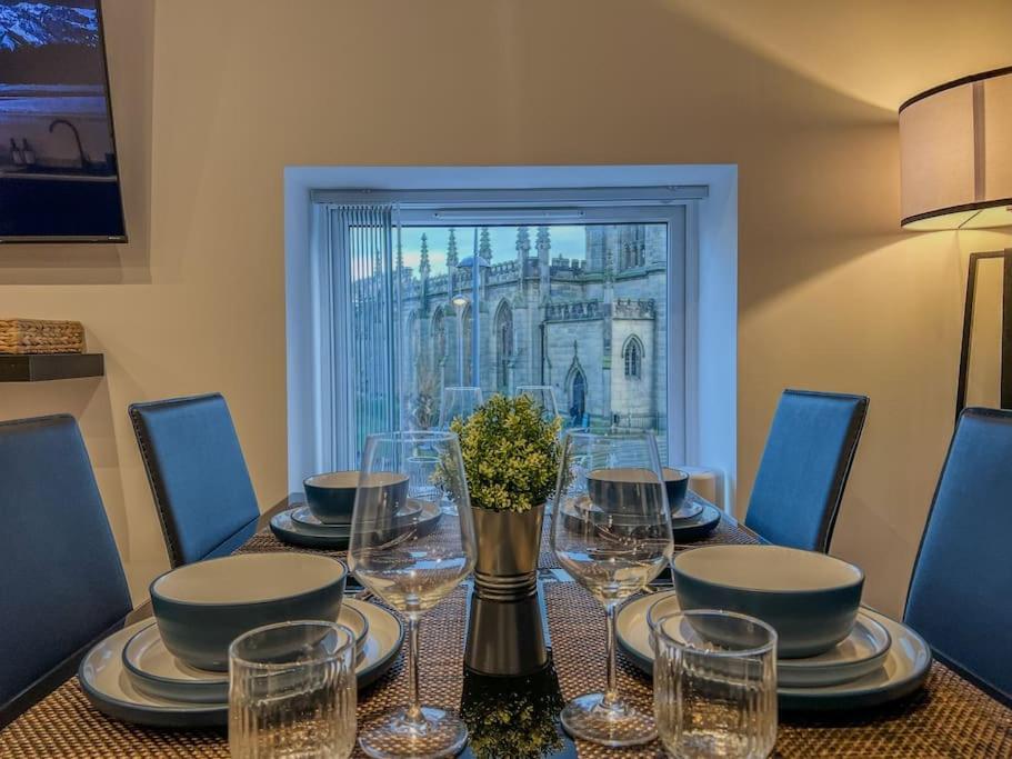 Orange Rentals-High Spec, Midnight Suite, Sleeps 4-Pets Welcome! Ливерпуль Экстерьер фото
