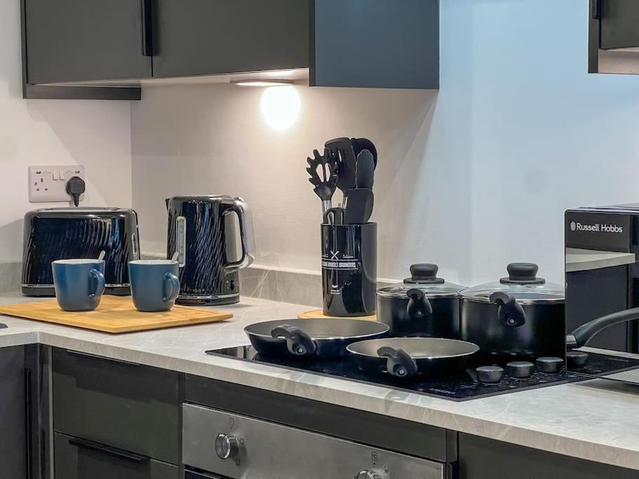 Orange Rentals-High Spec, Midnight Suite, Sleeps 4-Pets Welcome! Ливерпуль Экстерьер фото